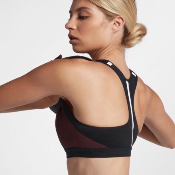 NWT Nike motion adapt burgundy bra - Picture 4 of 6